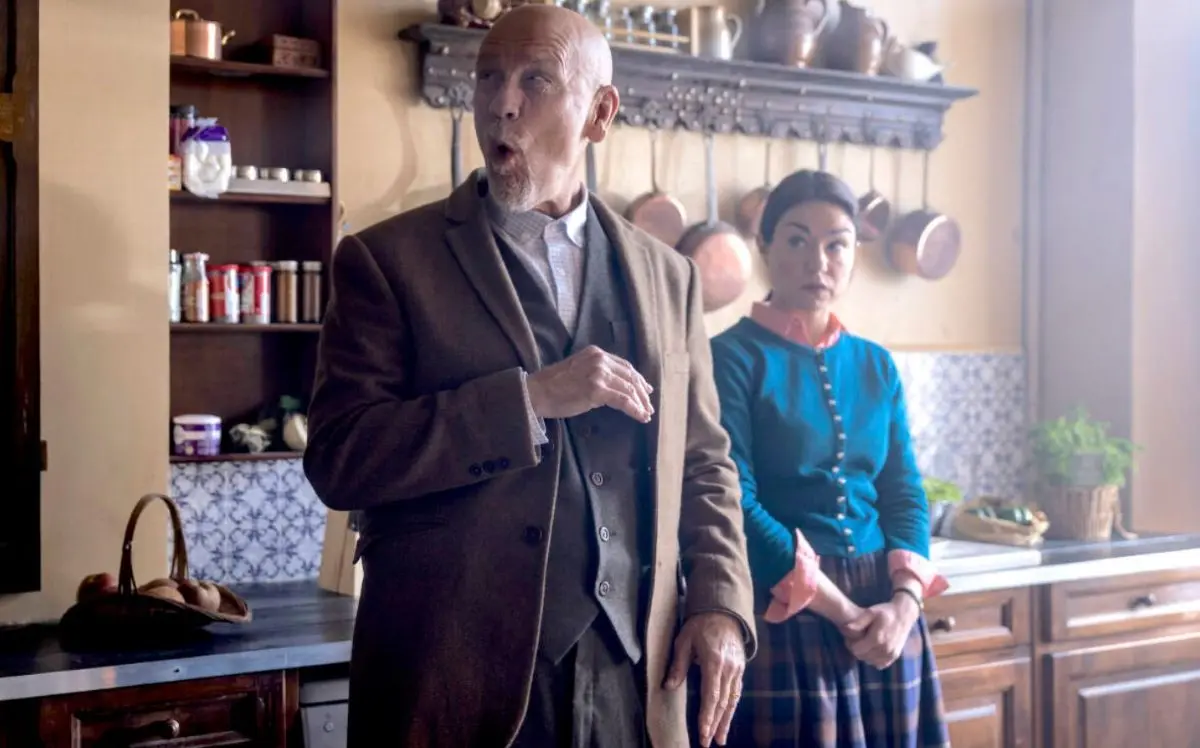 Fot. Materiały prasowe. Na zdjęciu kadr z filmu „Do usług szanownej pani"