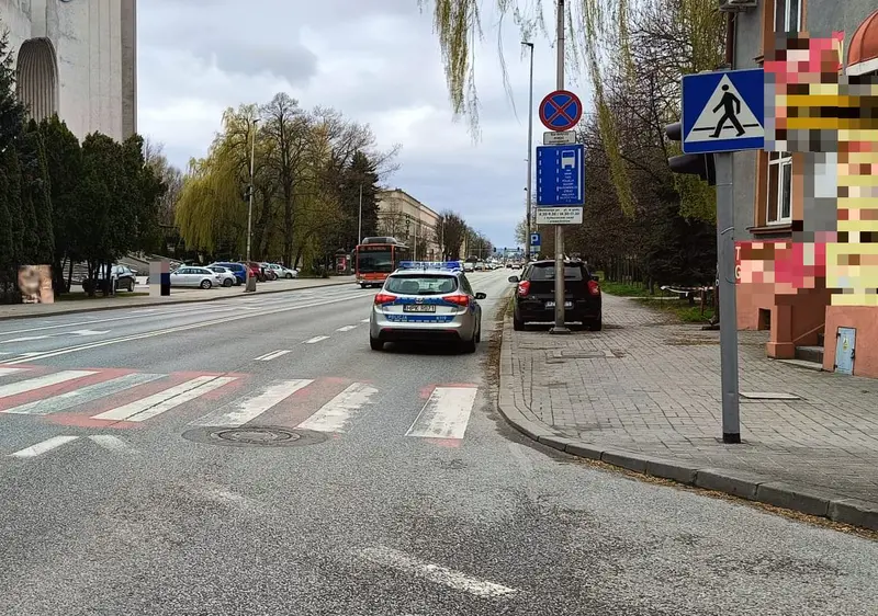 Kierowca SsangYonga potrącił kobietę na przejściu dla pieszych